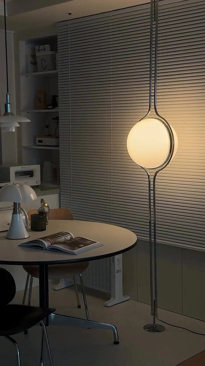 ORBITA FLOOR TO CEILING LAMP